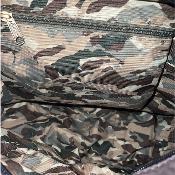LL BEAN Boat Tote Bag Waxed Canvas VINTAGE Script Logo ZIP Top Gray / Green Camo - Picture 8 of 11